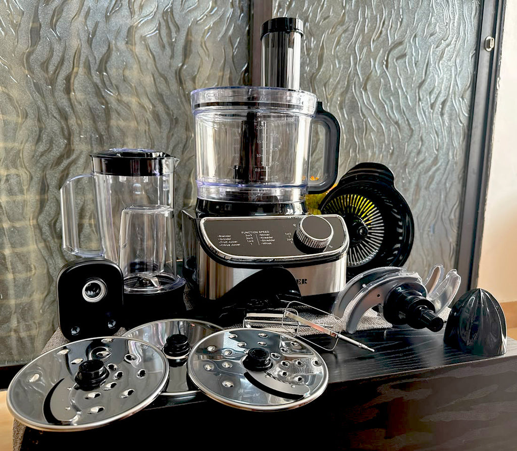 Food Processor / GP-425 (Juicer, Blender, Grinder, Food Processor & Whisker)