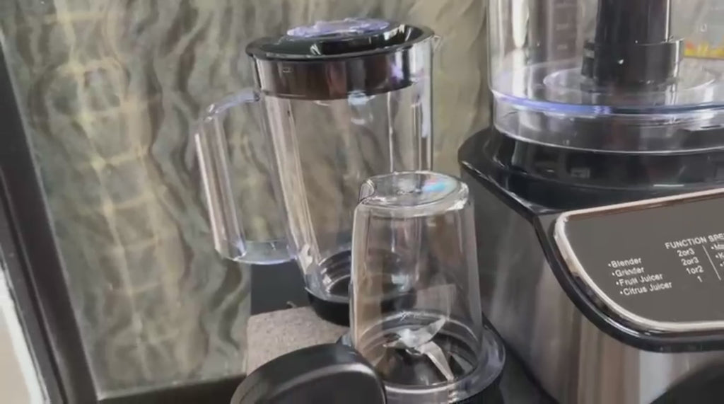 Food Processor / GP-425 (Juicer, Blender, Grinder, Food Processor & Whisker)